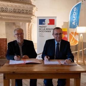 Signature de la convention pluriannuelle d'objectifs entre le président de l'Etablissement public de coopération culturelle, Hervé Baro, et le préfet de région, Pierre-André Durand