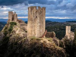 vue sur une ruine de chateau