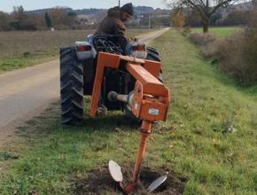 plantation d'arbres fruitiers sur la voie verte Bram-Lavelanet