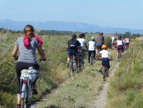 Des sorties nature sont organisées en vélo.