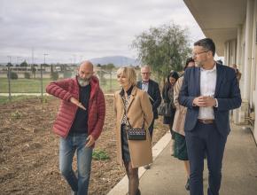 Végétalisation du collège rosa parks à Lézignan dans l'aude.