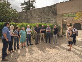 Hélène Sandragné en visite au domaine Sainte-Eugénie à Peyriac-de-mer