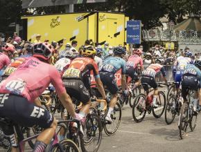 PASSAGE DU TOUR DE FRANCE 2021 A CARCASSONNE