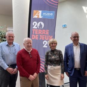 Signature entre le Département et le CDOS pour Terre de jeux 2024