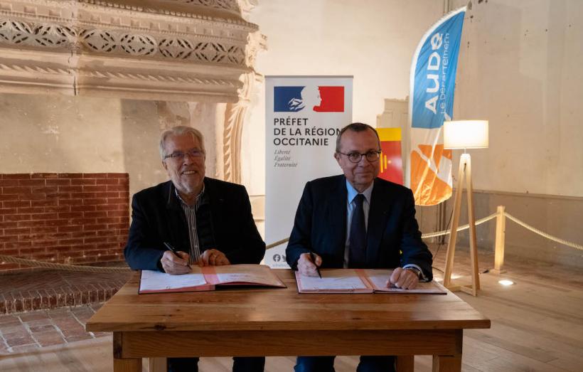 Signature de la convention pluriannuelle d'objectifs entre le président de l'Etablissement public de coopération culturelle, Hervé Baro, et le préfet de région, Pierre-André Durand