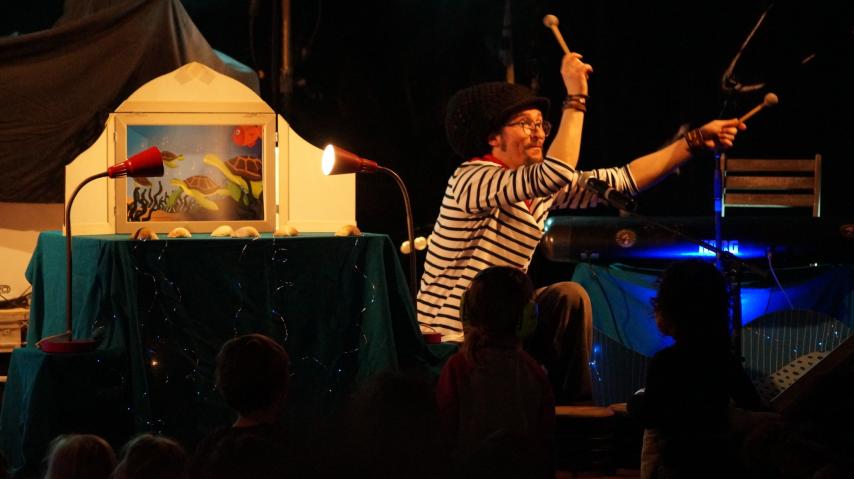 Concert-spectacle "Le poisson voyageur" réalisé par Music'al sol