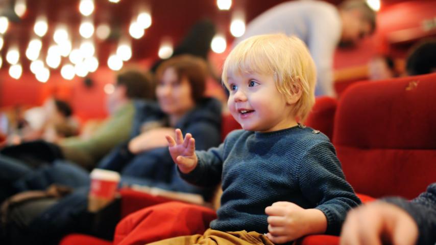 ENFANT AU CINEMA