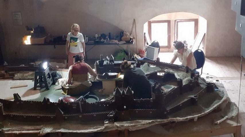 Restauration_maquette_cite