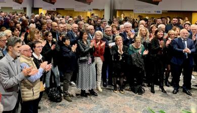 La salle Gaston-Defferre comble pour la cérémonie.