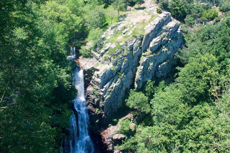 Vue aérienne de la cascade de Cubserviès